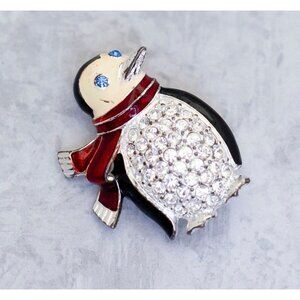 Vintage Penguin Antarctica Christmas Winter Brooch - CN1